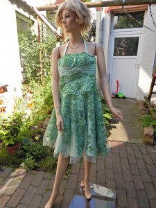 Färberei Holtmann Wittingen - Brautkleid gefärbt - Polyester - grün